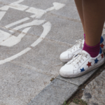 Súmate a la tendencia del momento: las zapatillas blancas que querrás tener esta temporada 22