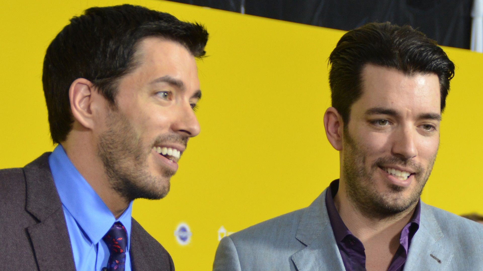 𝓑𝓮𝓵𝓐𝓲𝓻 〉Los hermanos Scott amplían su imperio inmobiliario. ¿Quieres