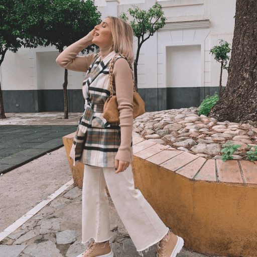 Delia Orcha, outfits y maquillaje a la última 2