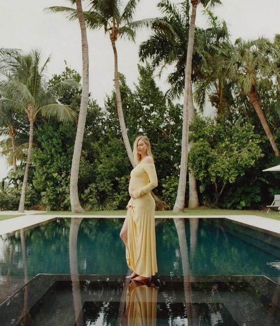 Influencers y famosas embarazadas: los bebés que llegarán este 2021 19