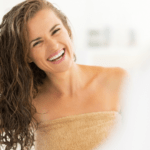 5 mitos sobre el lavado del pelo que debes desterrar de tu rutina 32 mitos lavado del pelo