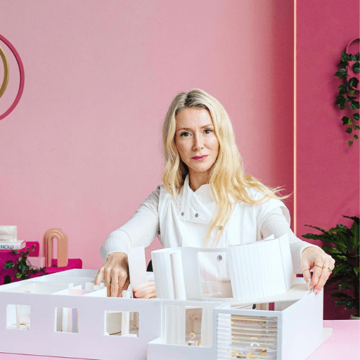 Patricia Bustos, decoración femenina y futurista 1