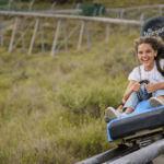 Sendaviva celebra su 20º aniversario 24 Sendaviva celebra su 20º aniversario con el regreso del ‘Bobsleigh’ y ‘La Gran Tirolina’