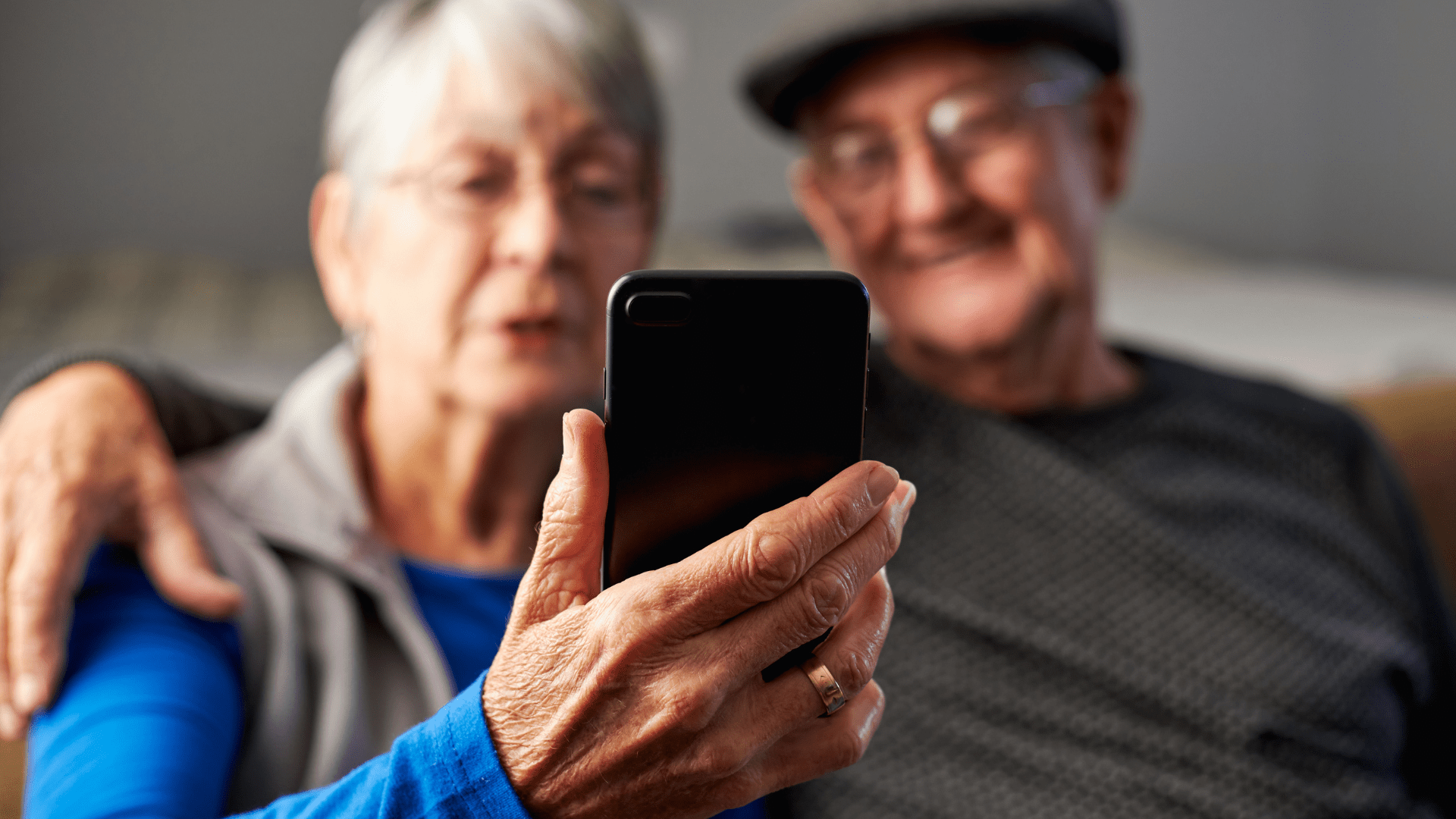 Cómo puede ayudar la tecnología en el día a día de las personas mayores