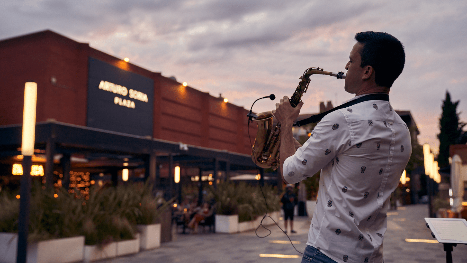 Arturo Soria Plaza sorprenderá a sus visitantes con los planes gratuitos de “TARDEARTE y lo que surja”