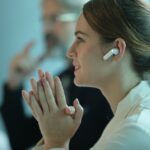 Revolución de la comunicación con los auriculares WT2 Edge 25