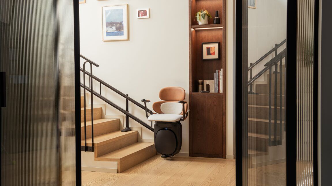 Stannah presenta su silla salvaescaleras más innovadora 1